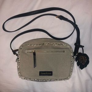 Tommy Bahama crossbody bag / purse
